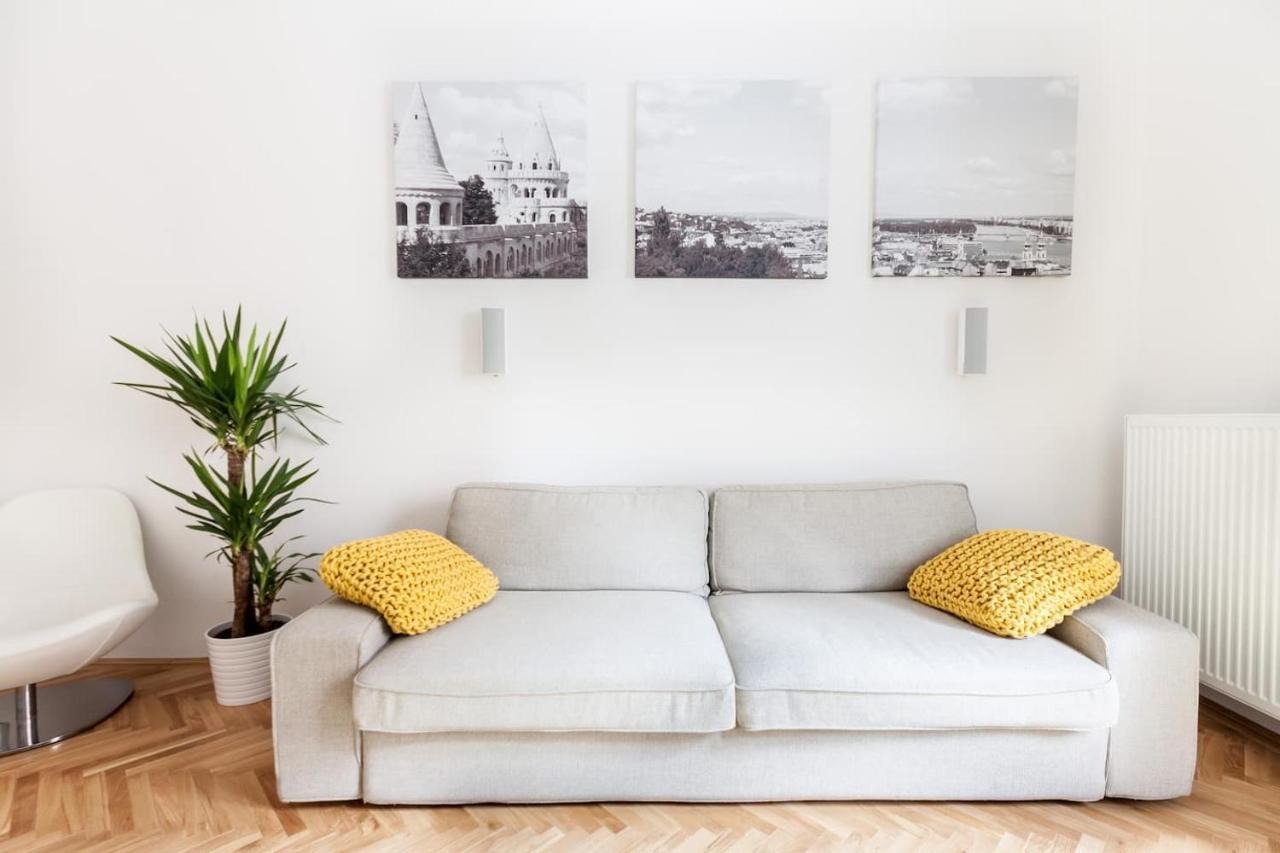 Bpr Sophisticated Astoria Suite With Balcony ブダペスト エクステリア 写真