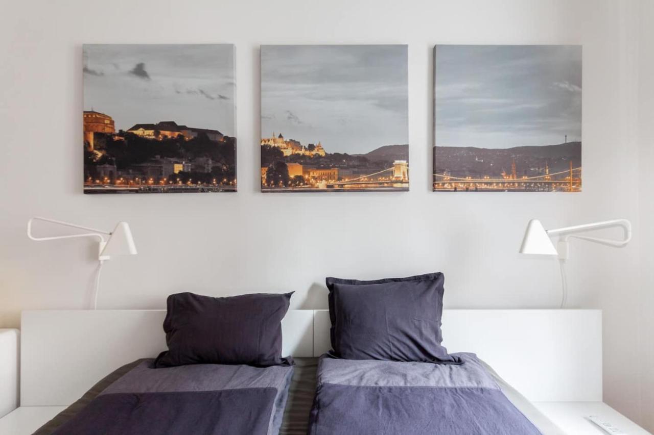 Bpr Sophisticated Astoria Suite With Balcony ブダペスト エクステリア 写真