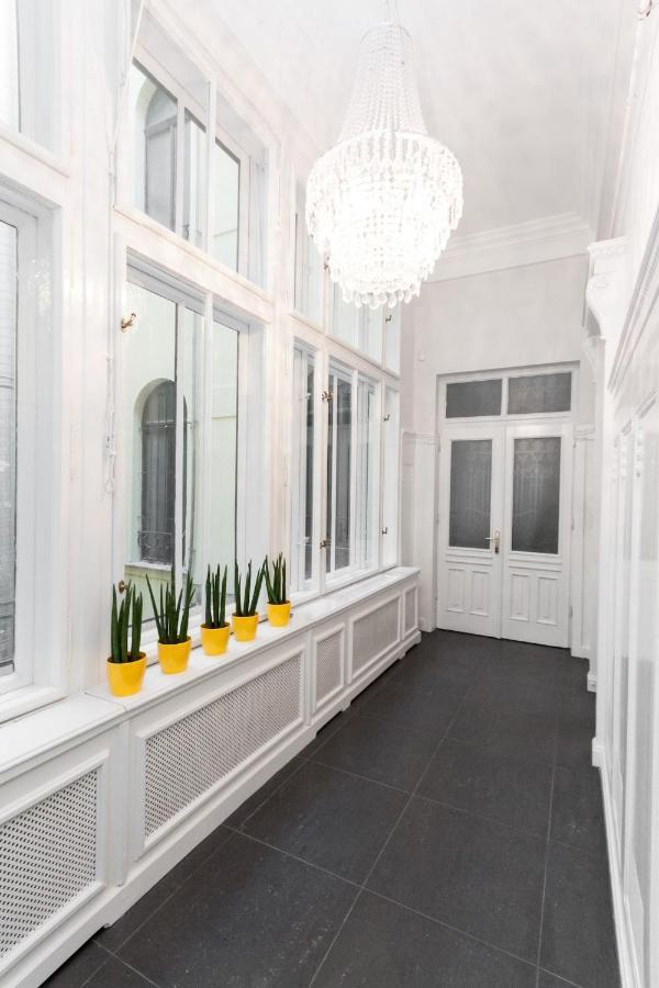 Bpr Sophisticated Astoria Suite With Balcony ブダペスト エクステリア 写真